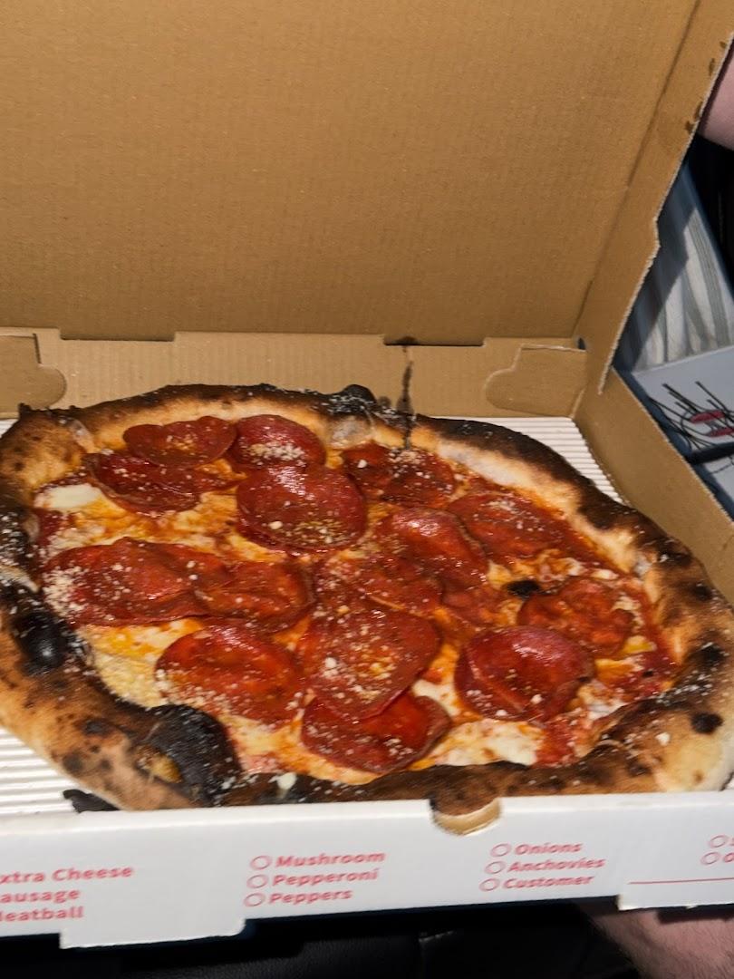 400c Pizzeria